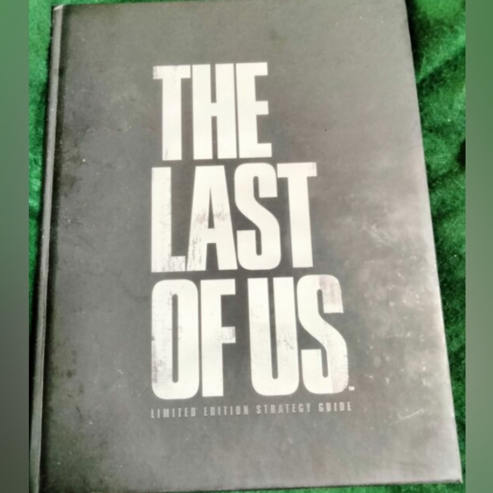 The Last of Us Strategy Guide Book